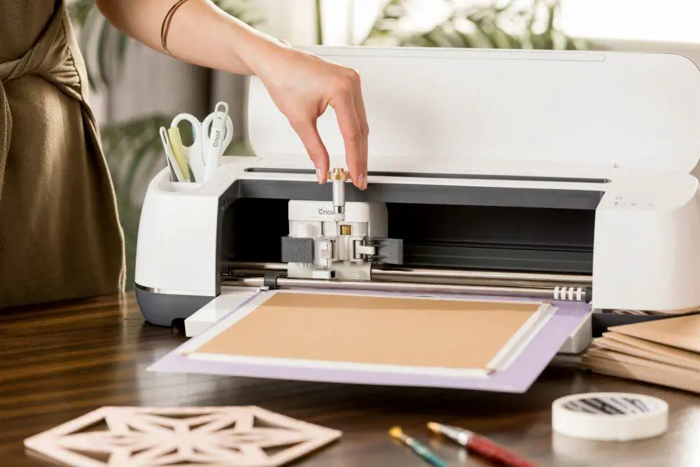 10 Best Plotter Cutters to Get in 2021【Perfect Vinyl Plotter】